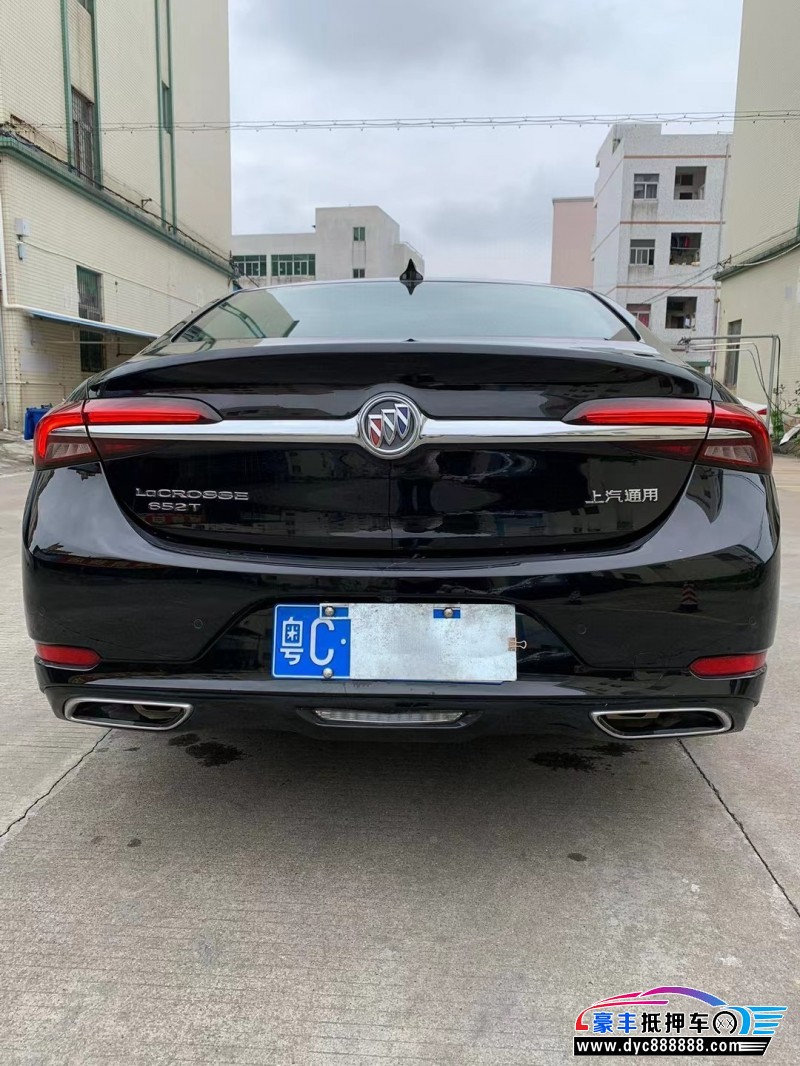 22年别克君越轿车抵押车出售