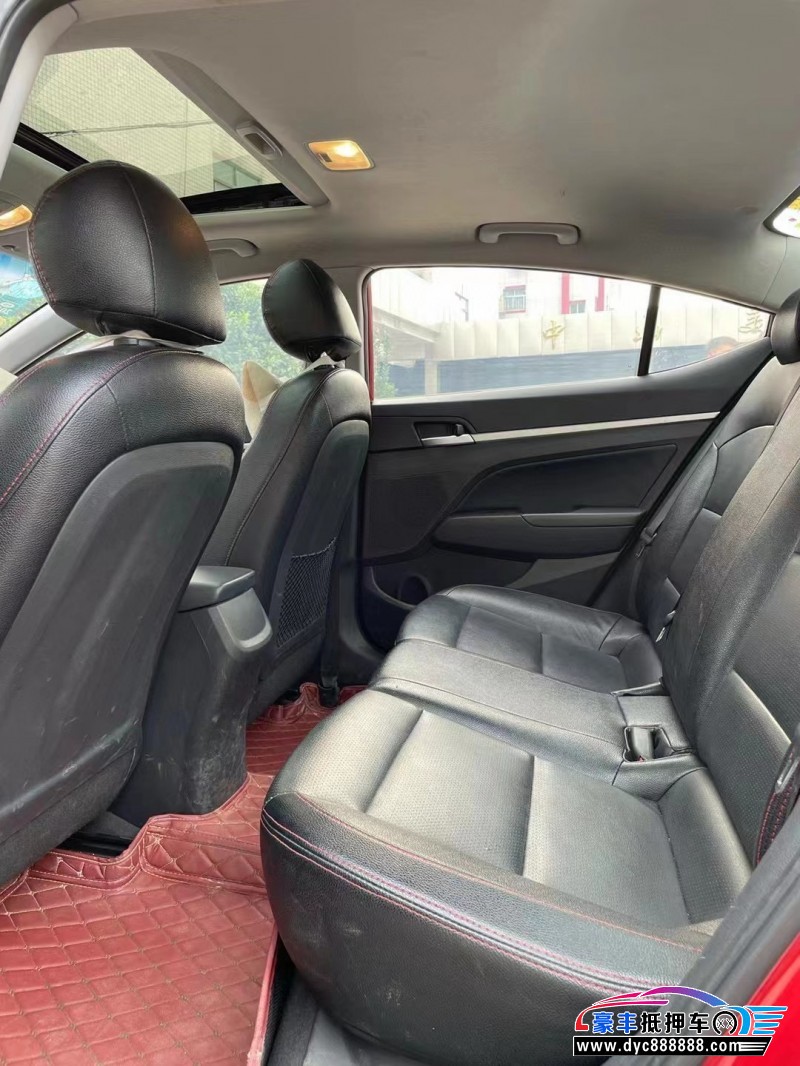 17年现代领动轿车抵押车出售