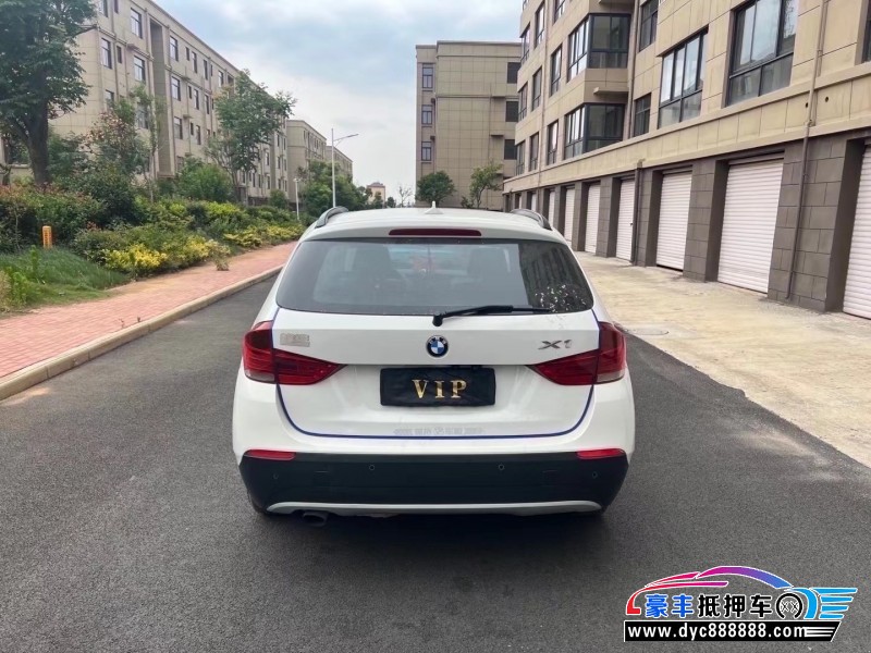 11年宝马X1轿车抵押车出售
