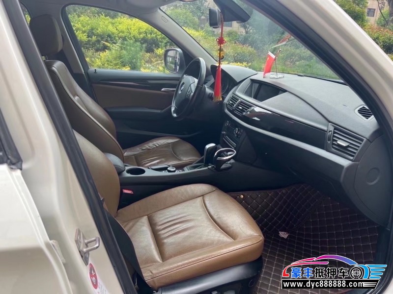 11年宝马X1轿车抵押车出售