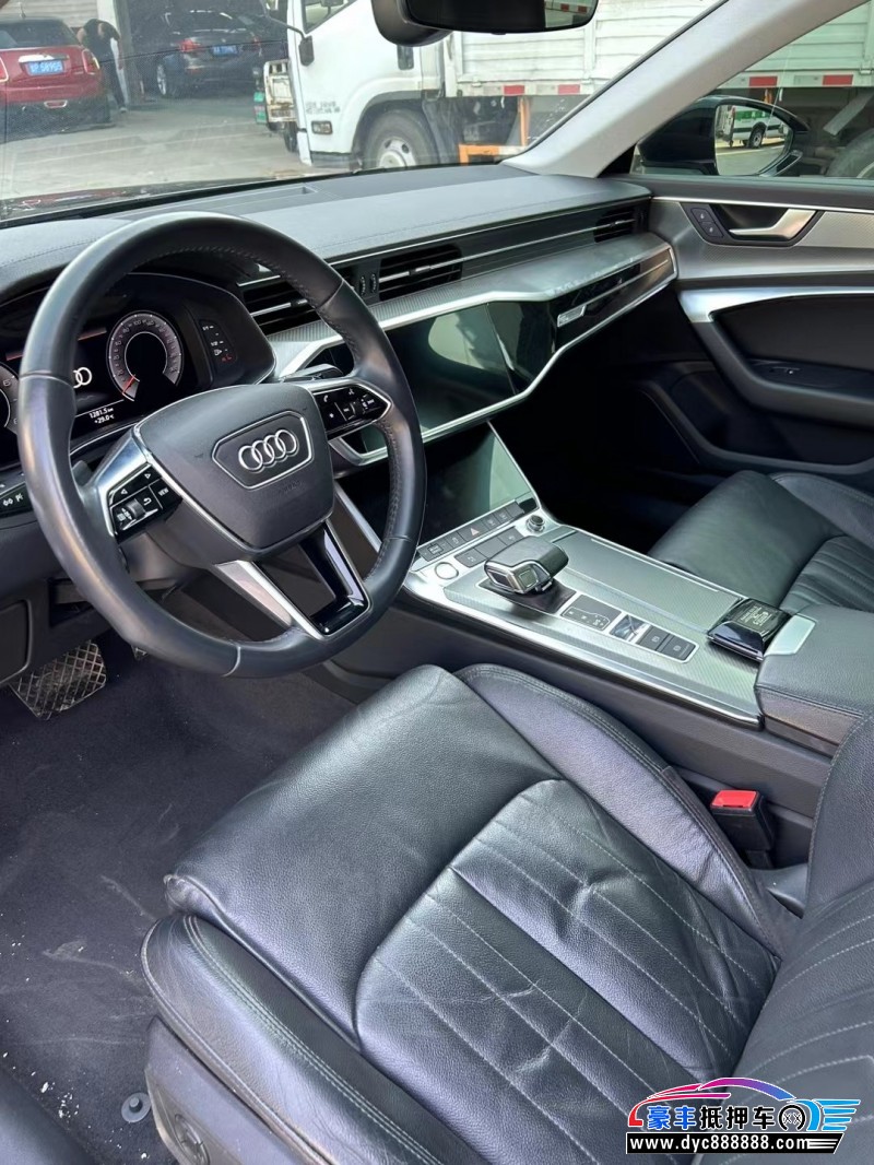 19年奥迪A6轿车抵押车出售