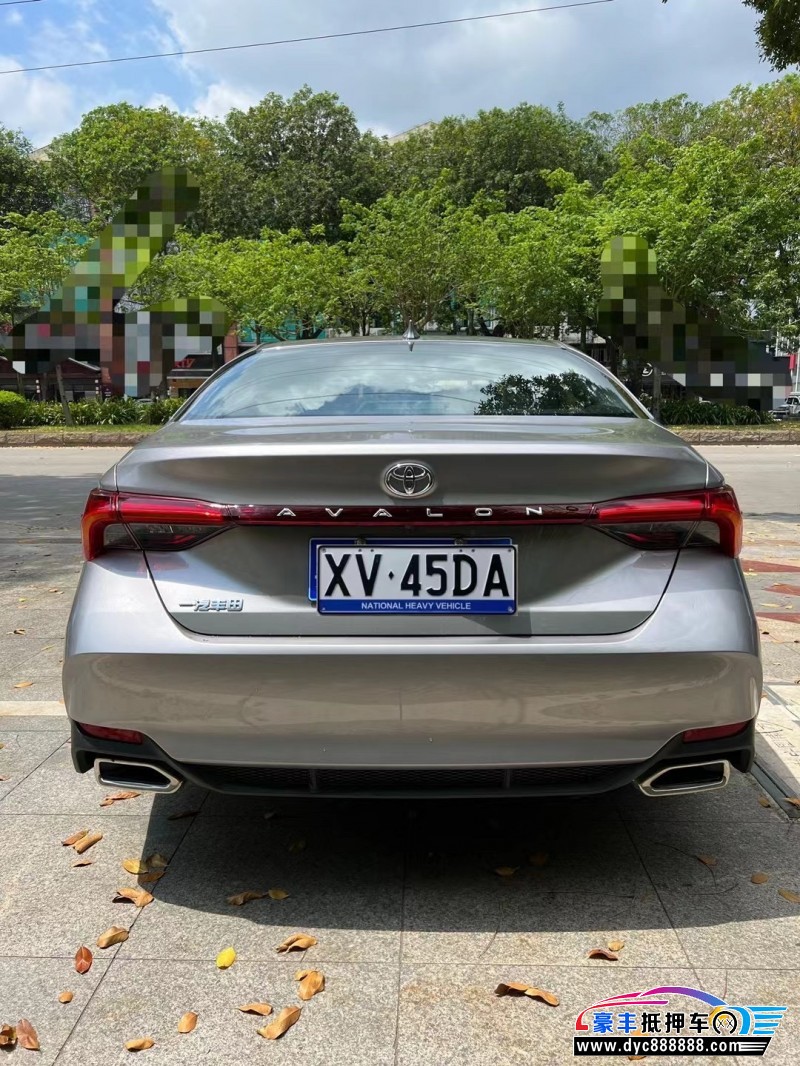 22年丰田亚洲龙轿车抵押车出售