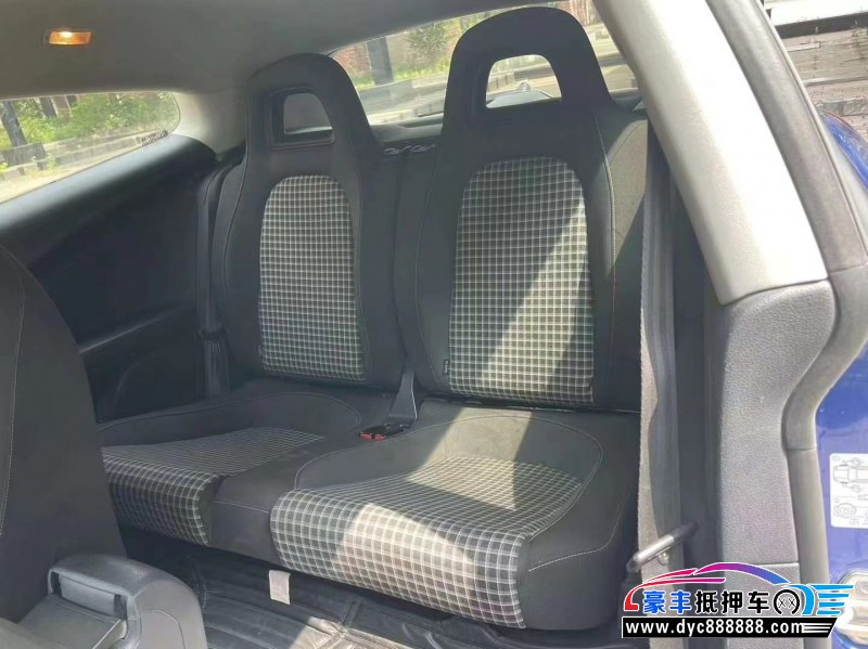 15年大众尚酷轿车抵押车出售