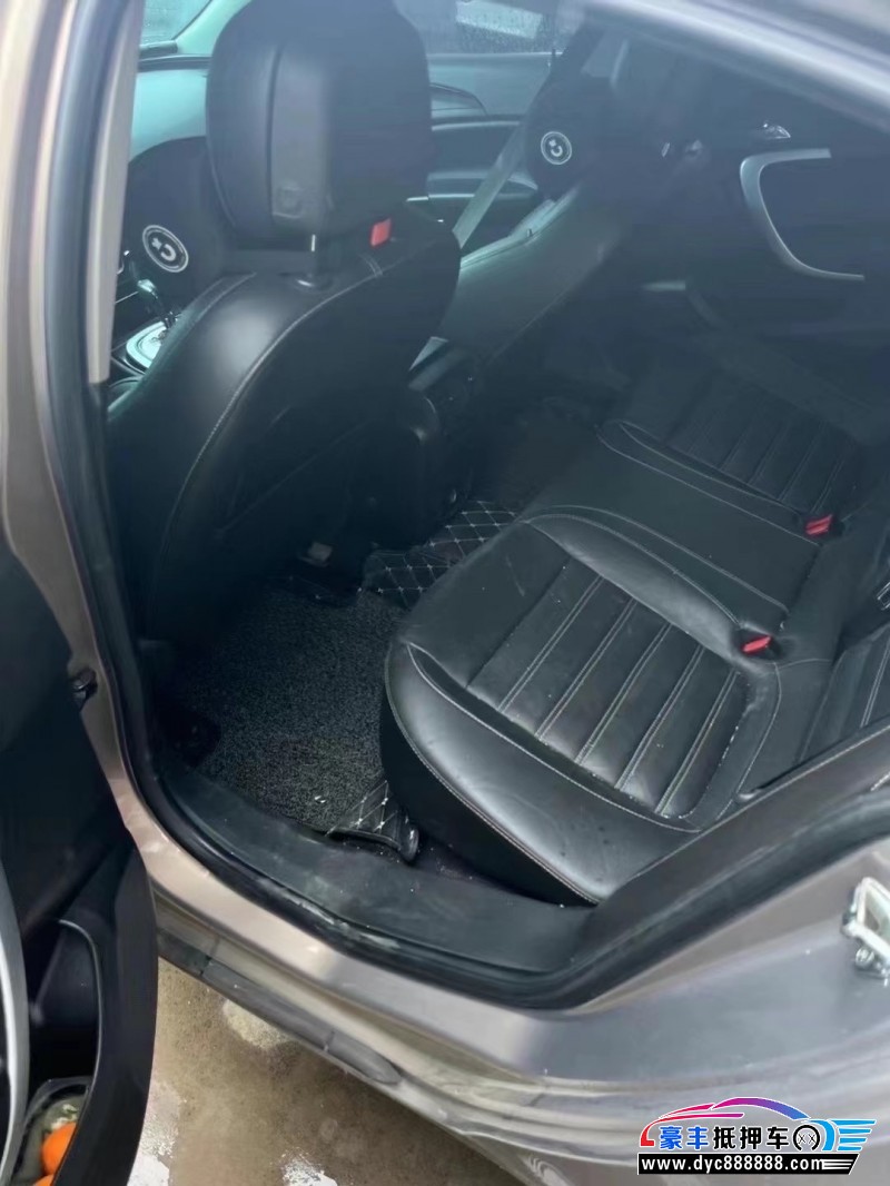 14年别克君威轿车抵押车出售