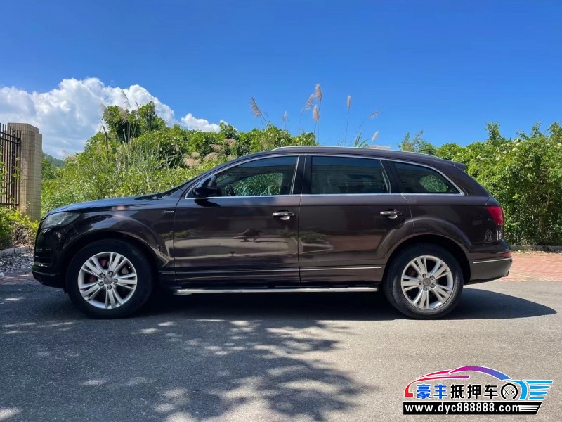 12年奥迪Q7SUV抵押车出售