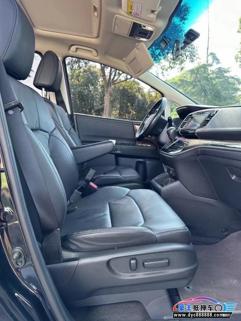 17年本田奥德赛轿车抵押车出售