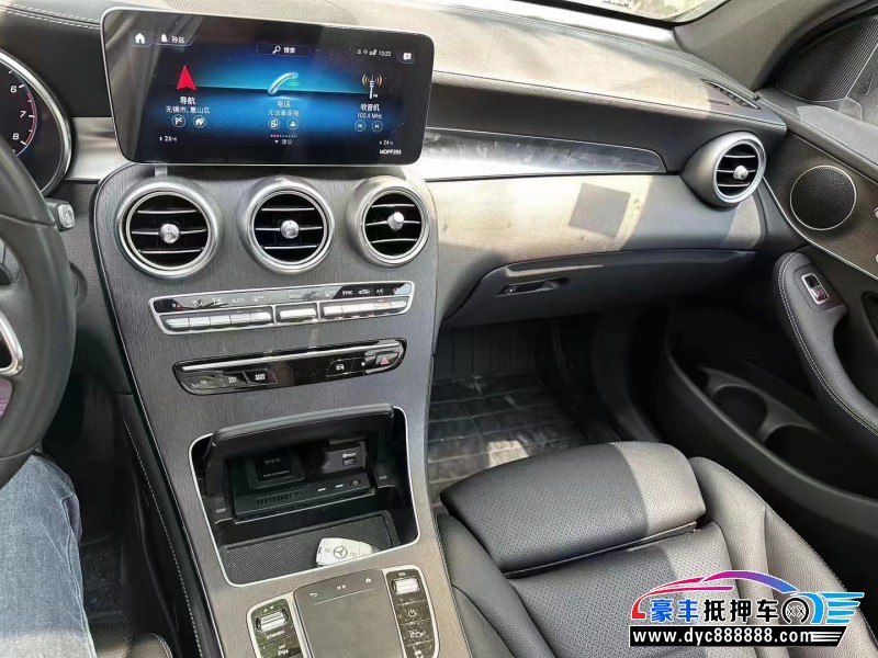 20年奔驰GLCSUV抵押车出售