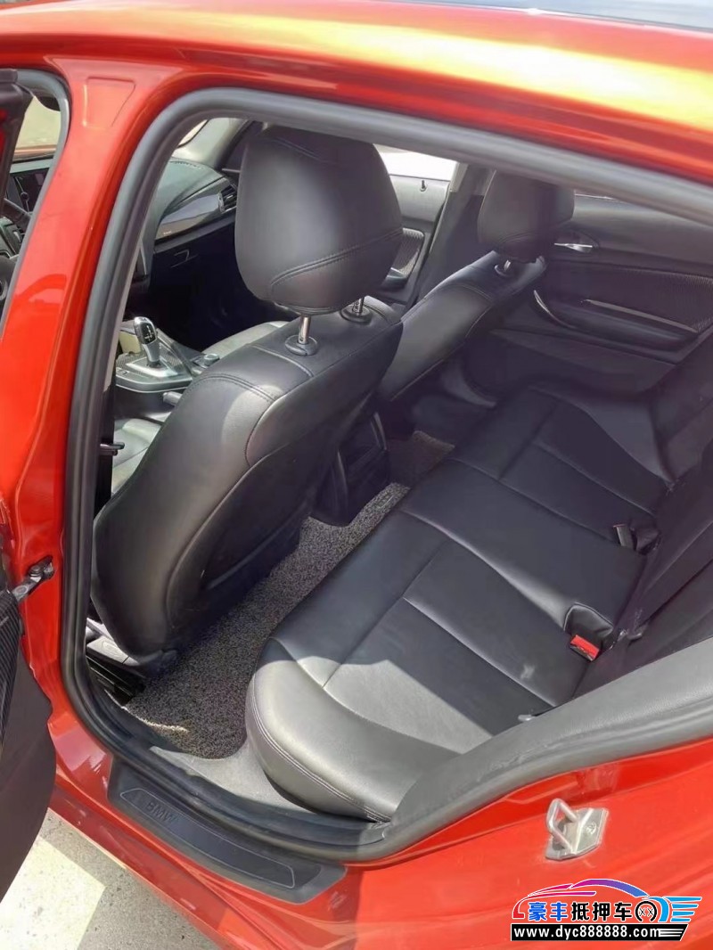 14年宝马1系轿车抵押车出售