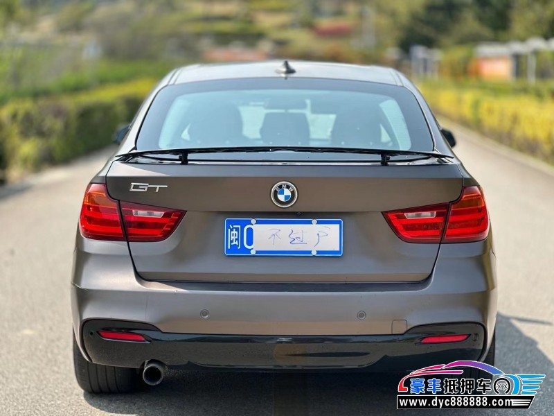 15年宝马3系轿车抵押车出售