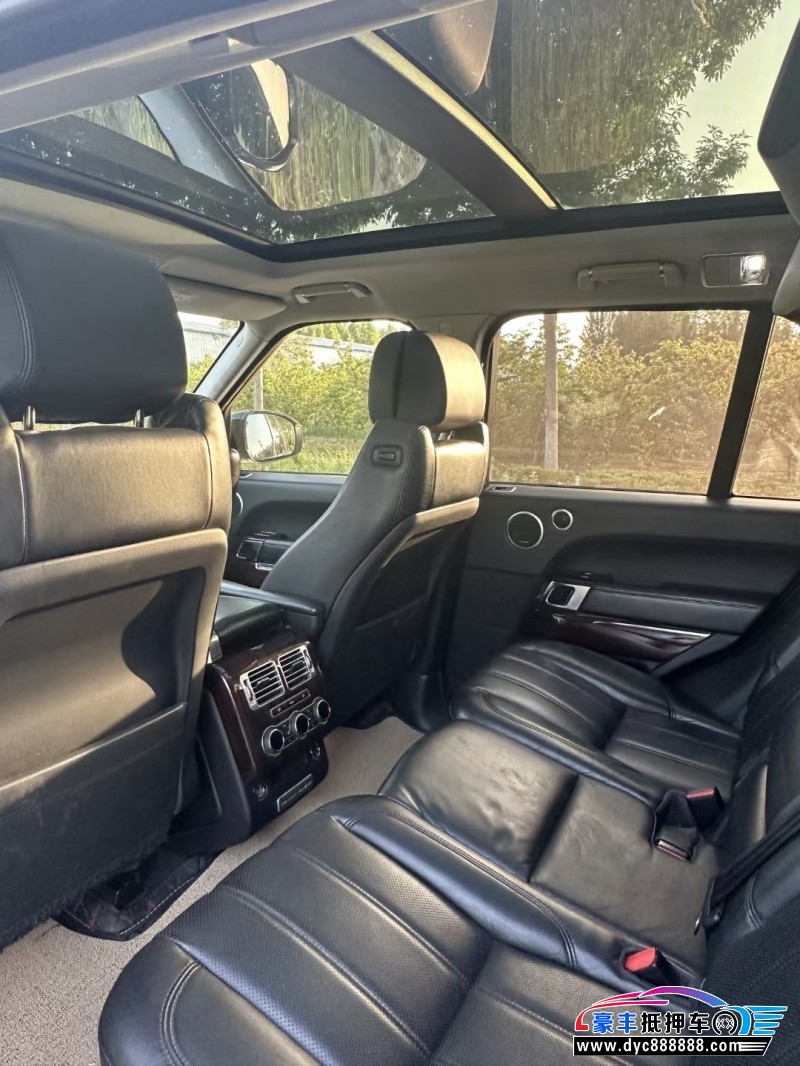 13年路虎揽胜行政轿车抵押车出售