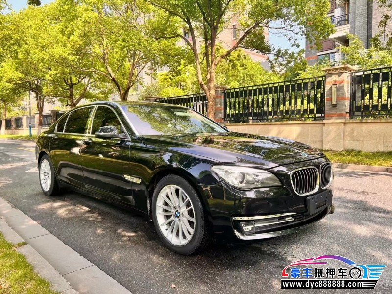 15年宝马7系轿车抵押车出售