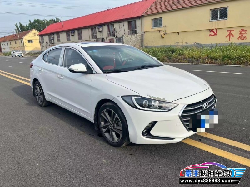 17年现代领动轿车抵押车出售