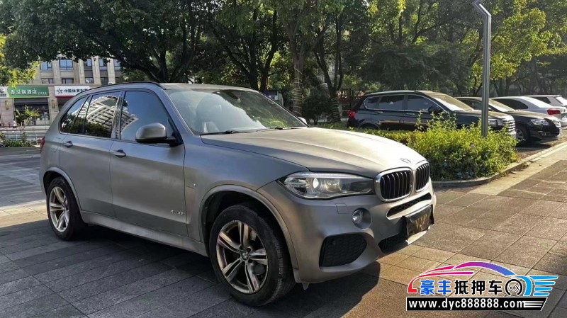 14年宝马X5 M轿车抵押车出售