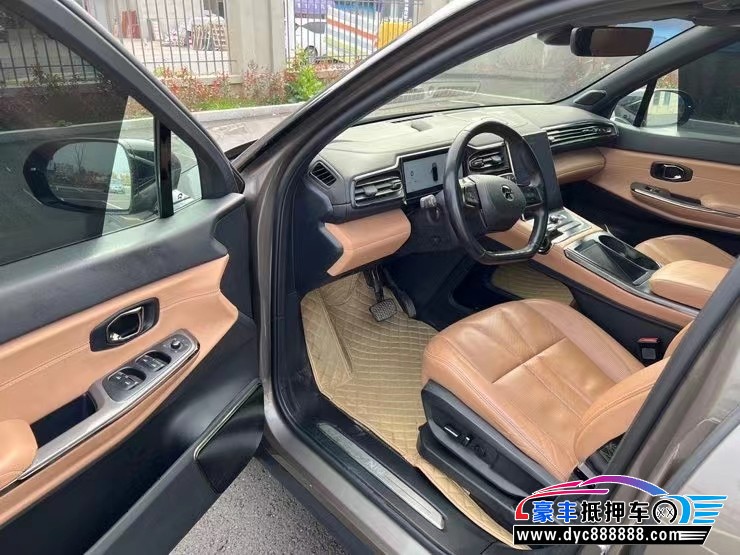 21年蔚来ES8SUV抵押车出售