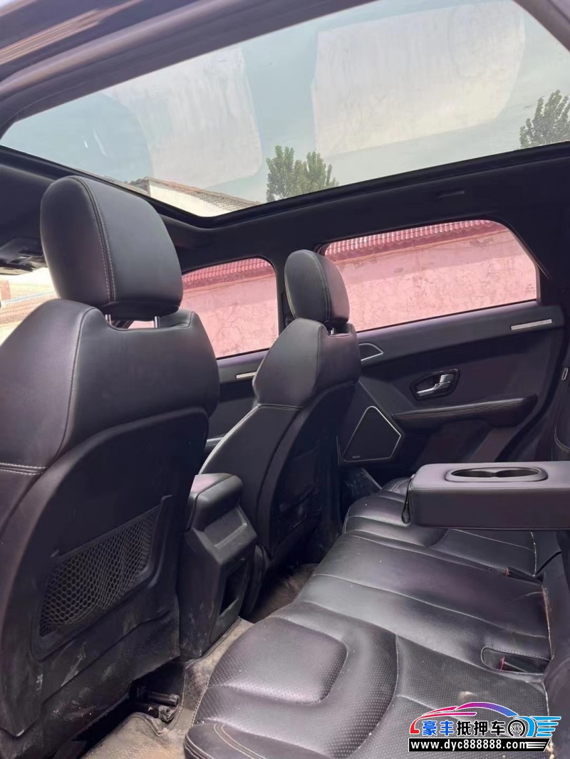 17年陆风X7轿车抵押车出售