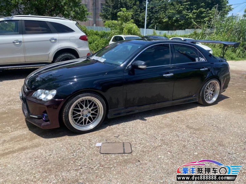 10年丰田锐志轿车抵押车出售