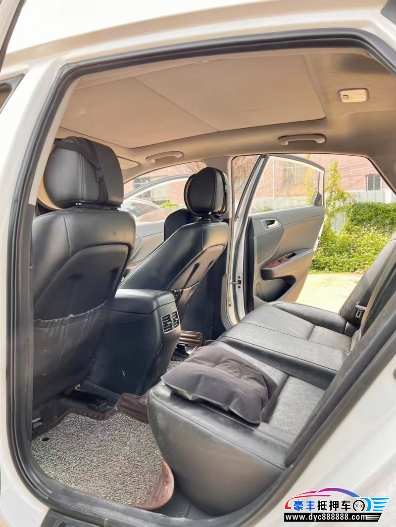 16年现代名图轿车抵押车出售