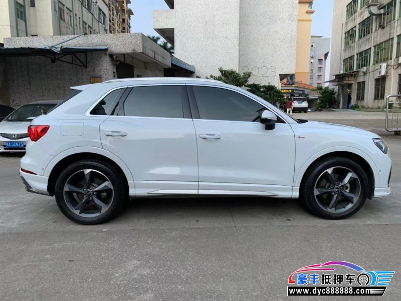 21年奥迪Q3轿车抵押车出售