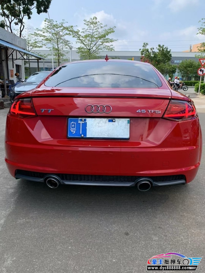 17年奥迪TT轿车抵押车出售
