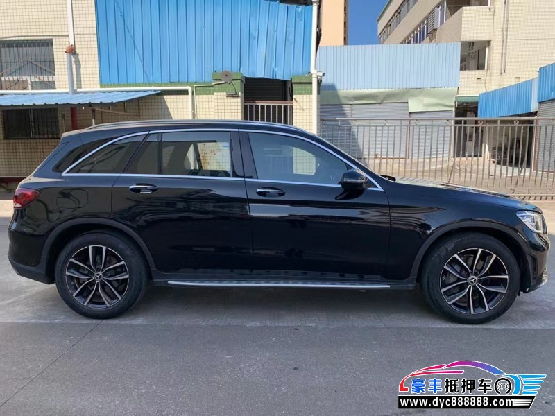 21年奔驰GLC轿车抵押车出售