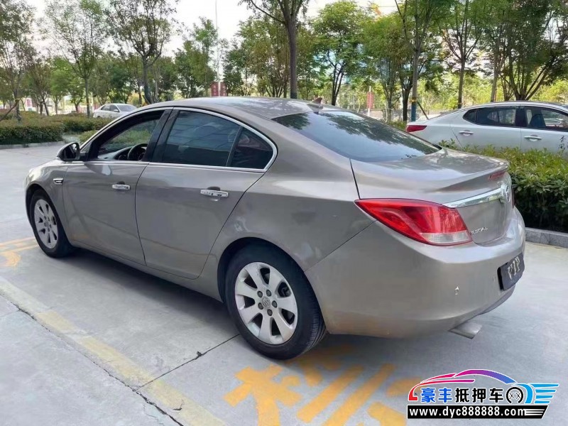 13年别克君威轿车抵押车出售