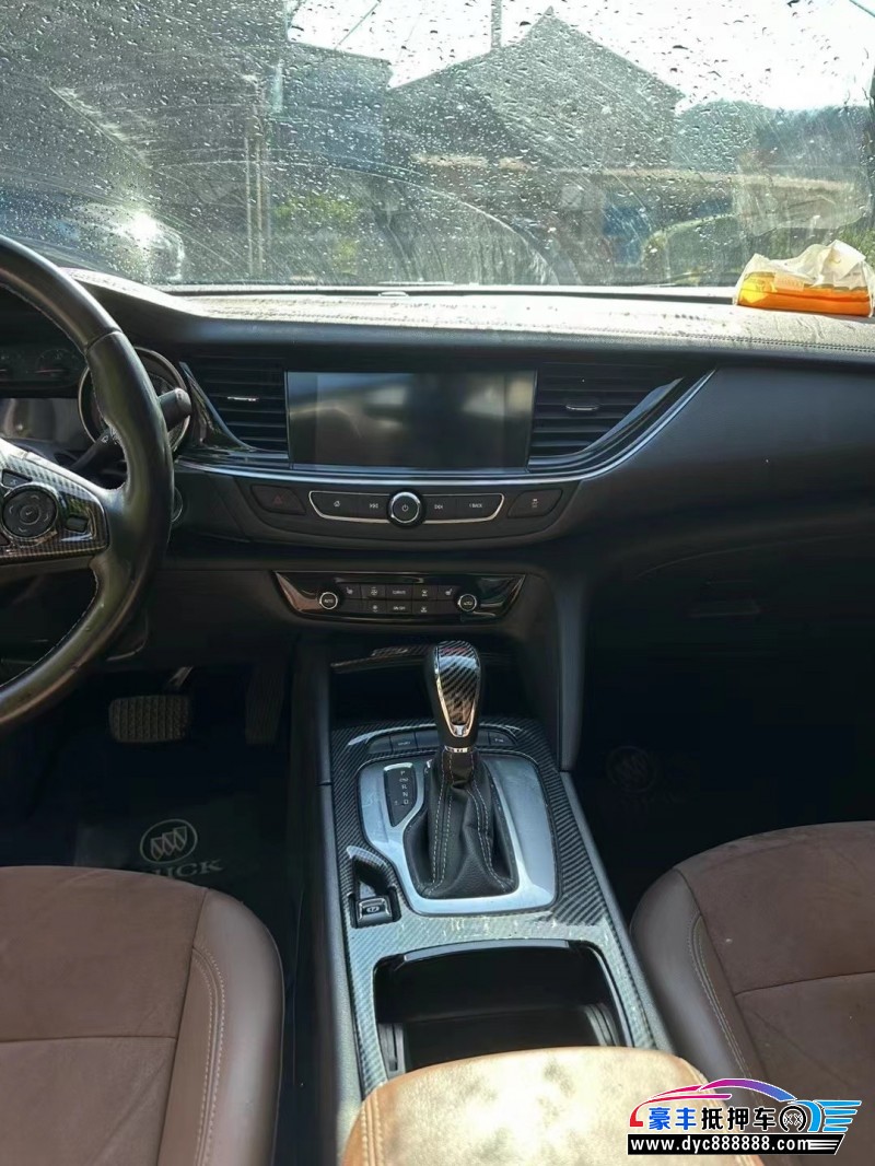 19年别克君威轿车抵押车出售