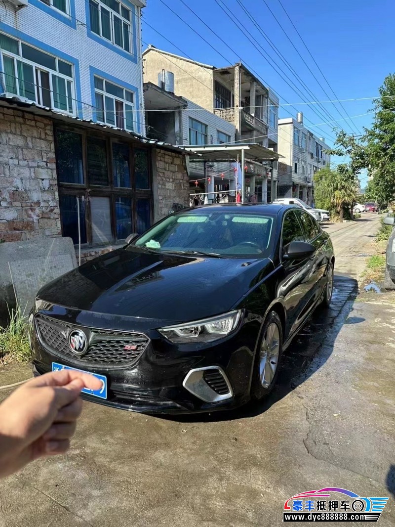 19年别克君威轿车抵押车出售