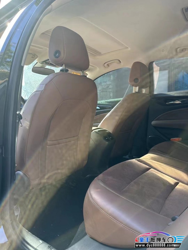 19年别克君威轿车抵押车出售