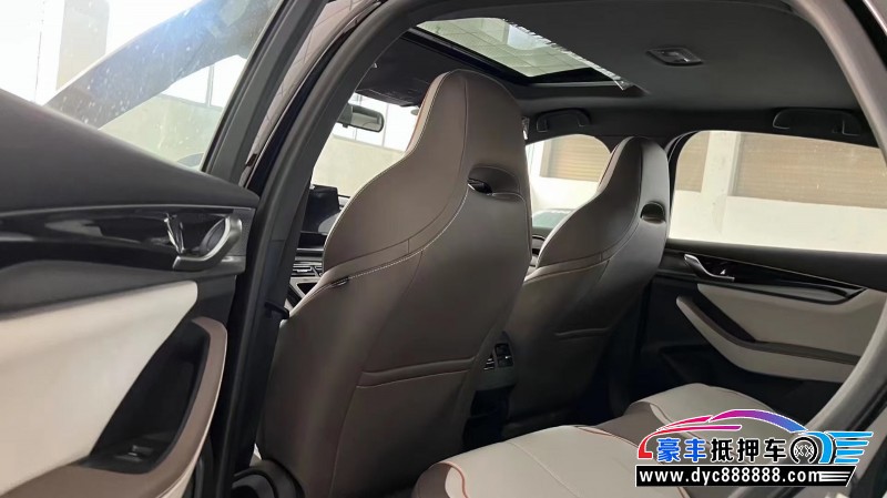 23年比亚迪秦轿车抵押车出售