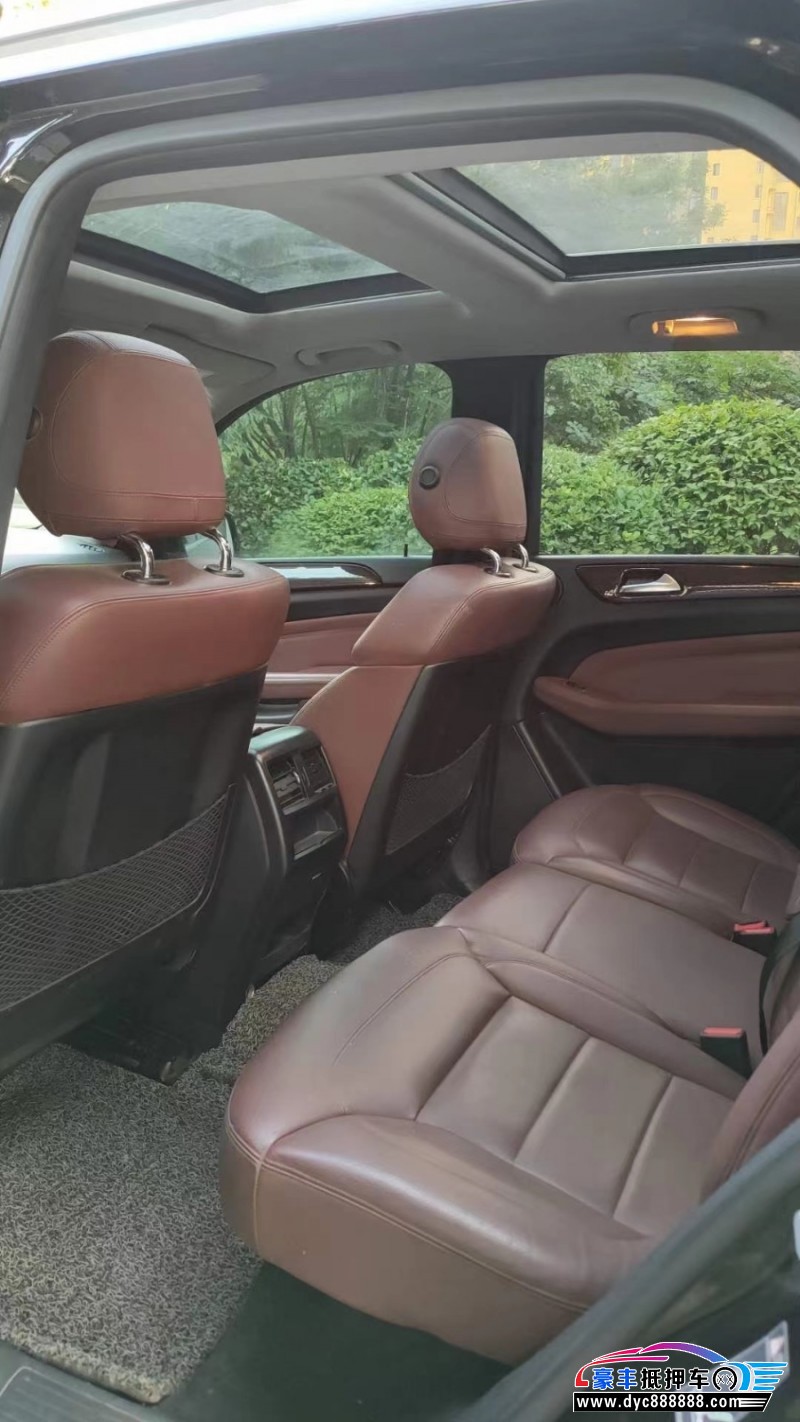 13年奔驰MLSUV抵押车出售