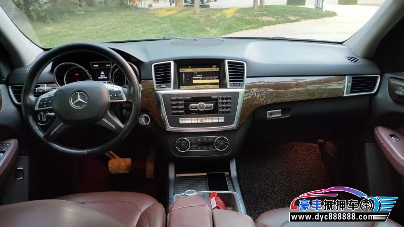 13年奔驰MLSUV抵押车出售