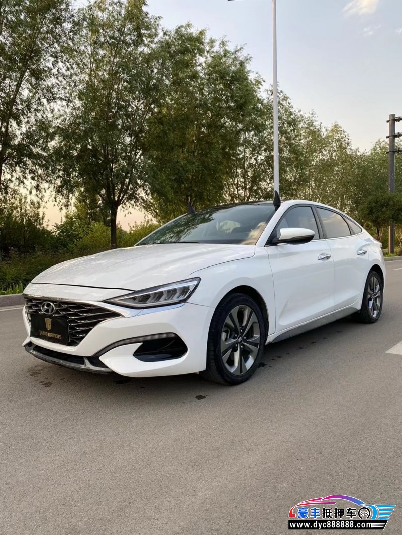 20年现代菲斯塔轿车抵押车出售