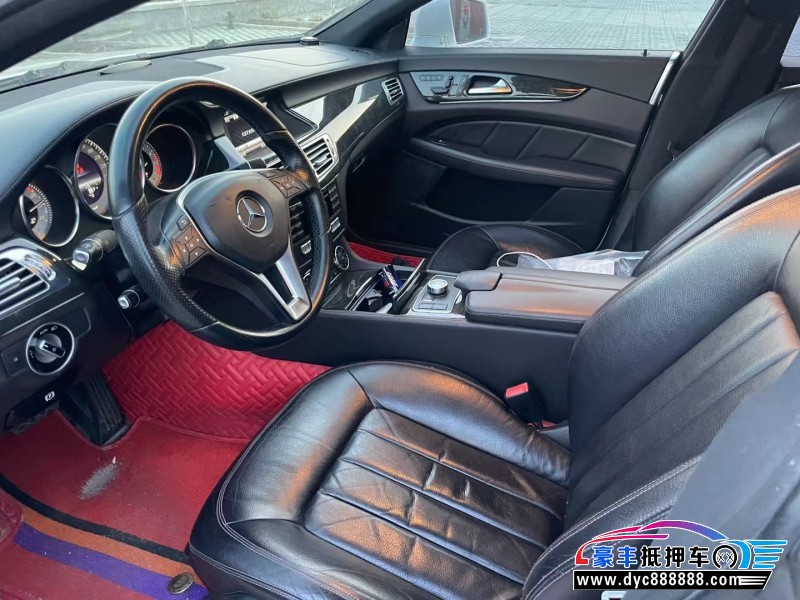 13年奔驰CLS级轿车抵押车出售