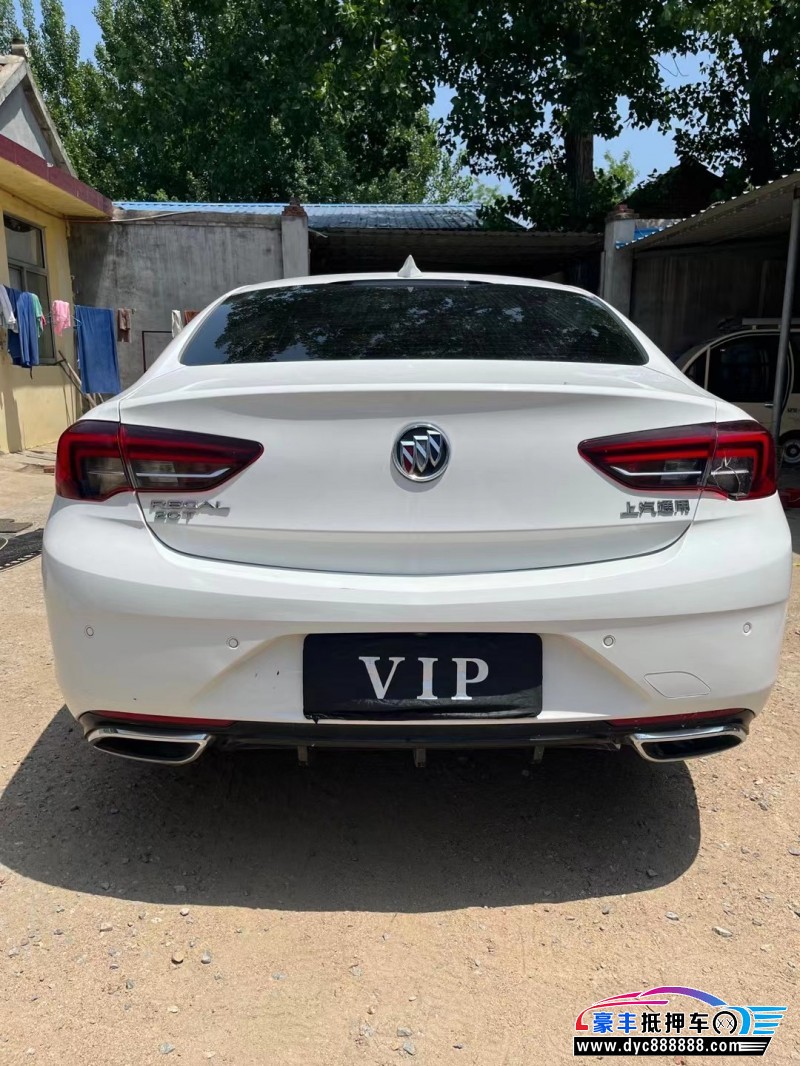 18年别克君威轿车抵押车出售