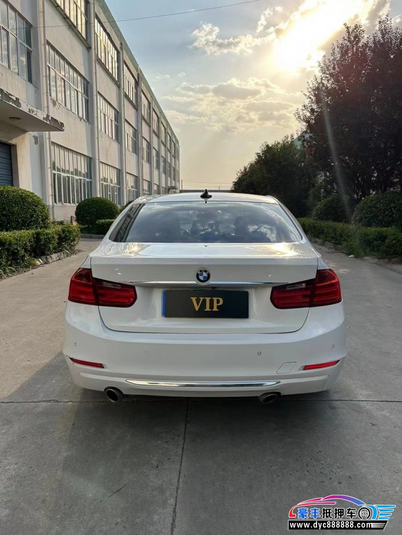 15年宝马3系轿车抵押车出售