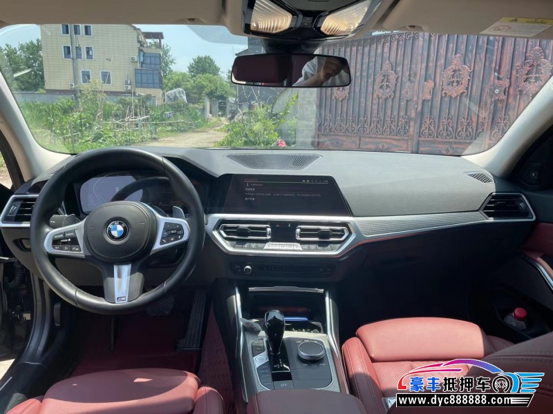 22年宝马3系轿车抵押车出售