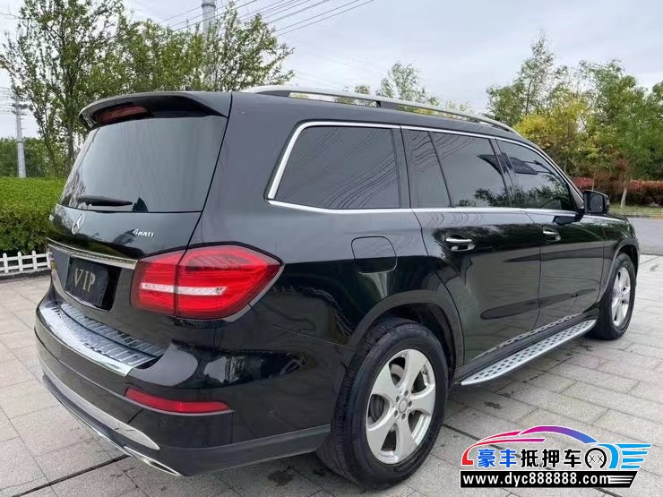 19年奔驰GLSSUV抵押车出售