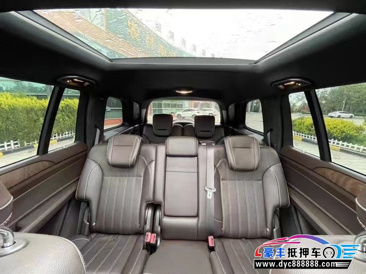 19年奔驰GLSSUV抵押车出售