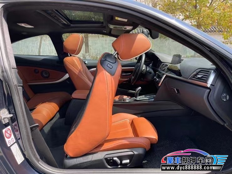 18年宝马M4轿车抵押车出售