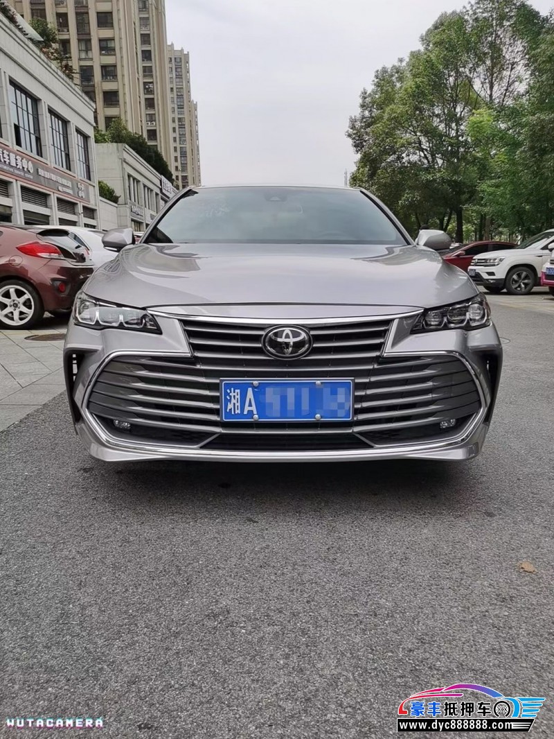 22年丰田亚洲龙轿车抵押车出售