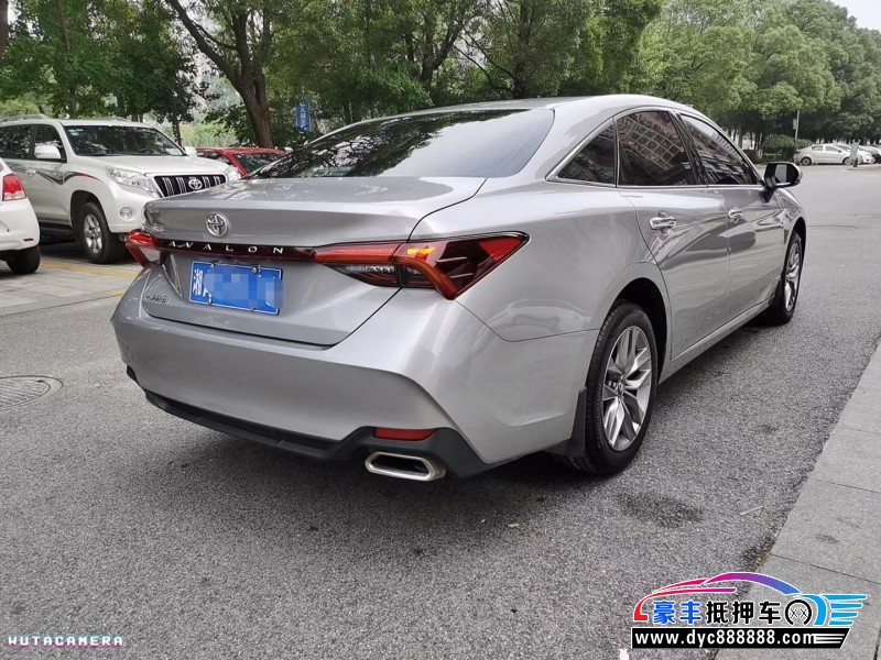 22年丰田亚洲龙轿车抵押车出售