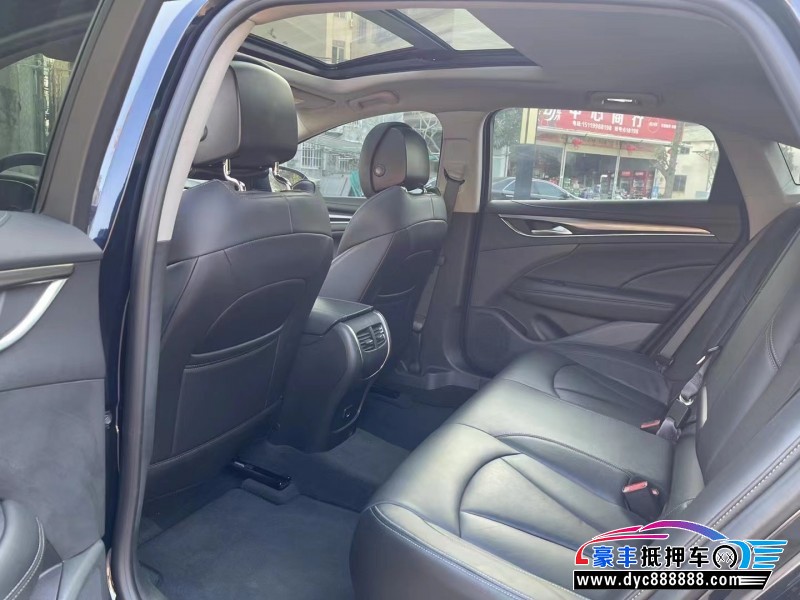 20年别克君越轿车抵押车出售