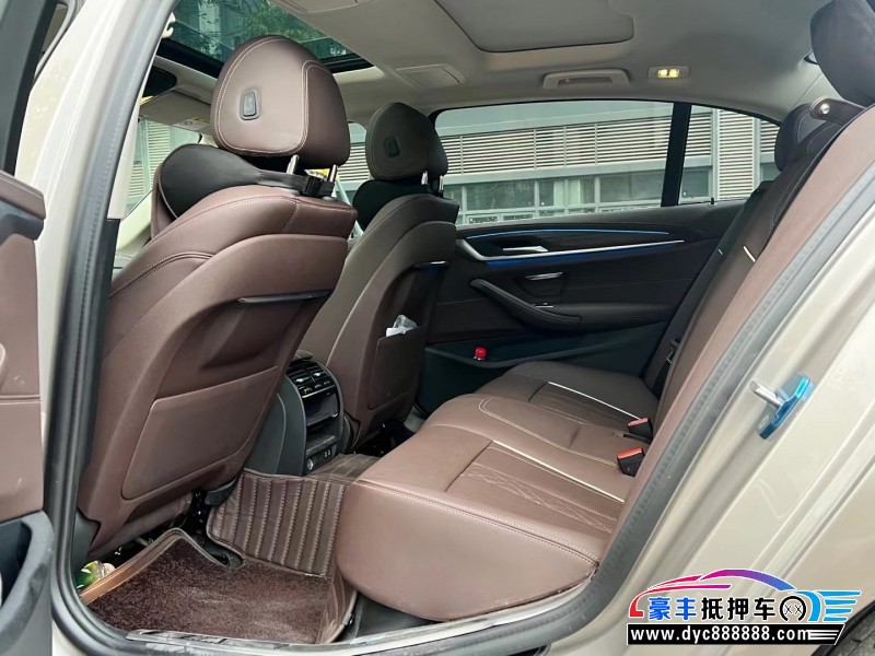 21年宝马5系轿车抵押车出售