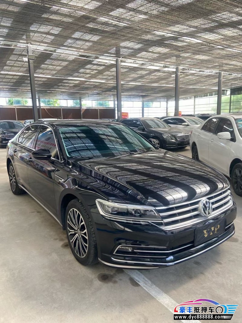 21年大众辉腾轿车抵押车出售