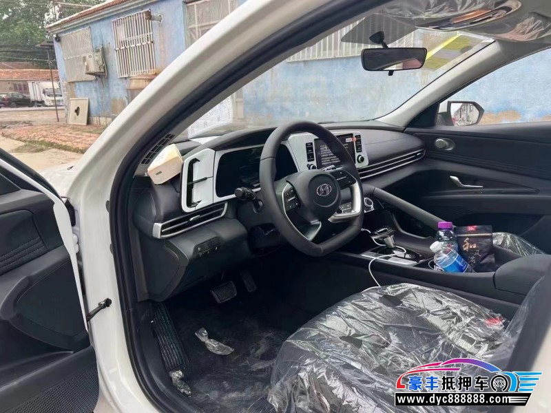 23年现代伊兰特轿车抵押车出售