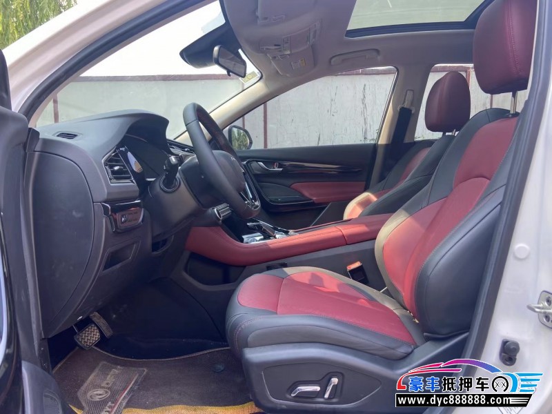 22年东风风神AX7轿车抵押车出售