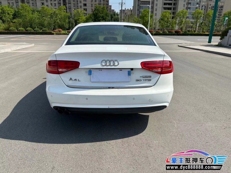 14年奥迪A4轿车抵押车出售