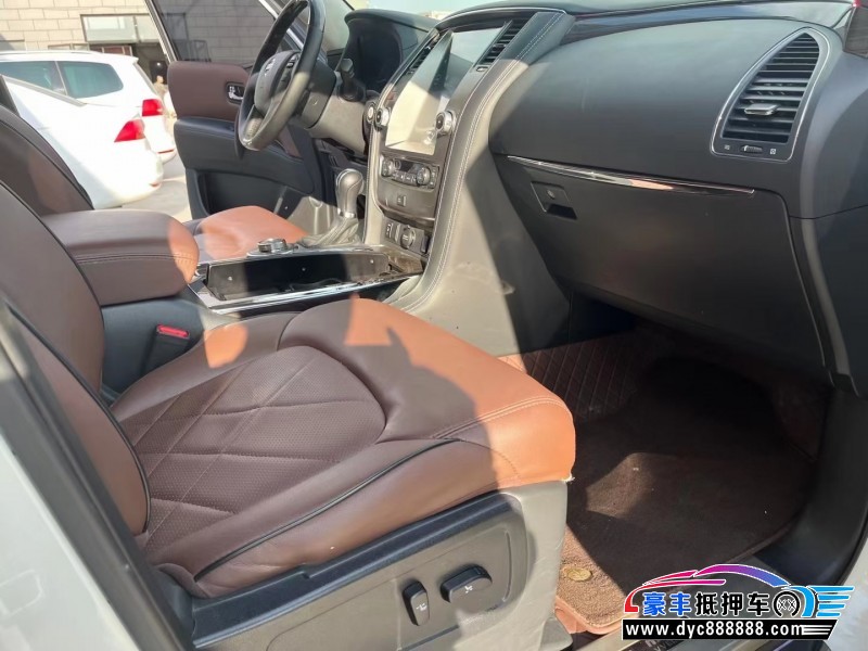 19年日产途乐轿车抵押车出售