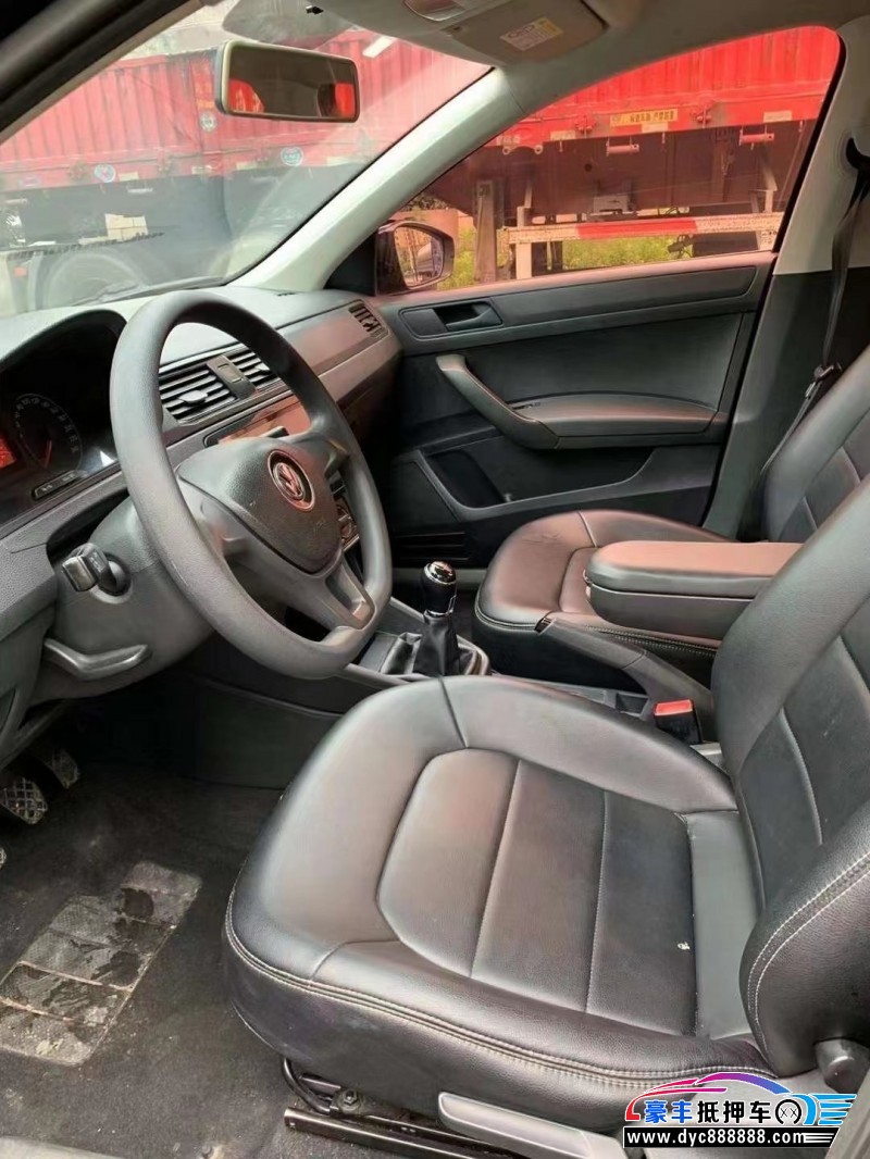 18年大众桑塔纳轿车抵押车出售