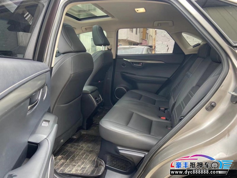 18年雷克萨斯NX轿车抵押车出售